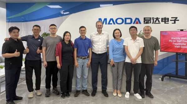 Global Top-Tier Solar Leader Visits Guangda Tech | Fraunhofer ISE Director Explores New Frontiers in High-Efficiency Solar Cells
